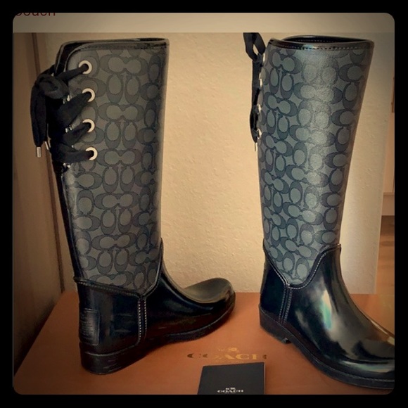 Women’s Coach boots - Picture 1 of 1